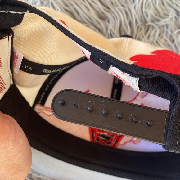 Mitchell & Ness Chicago Bulls Flat Brim Snapback Adjustable Embroidered - Picture 8 of 8